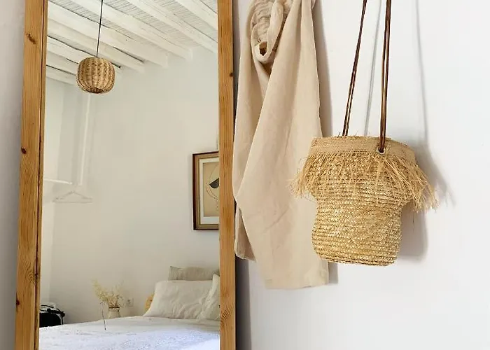 Olive * Serifos Town